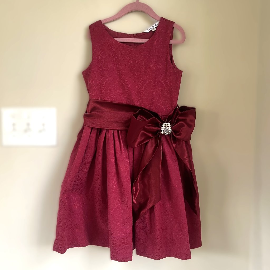 Chasing Fireflies Sleeveless Jacquard Dress W/Crystal Bow, Currant, Size 7